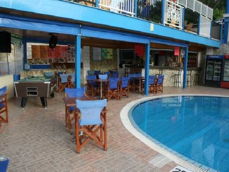 zakinthos_-_christina_ap_3.jpg